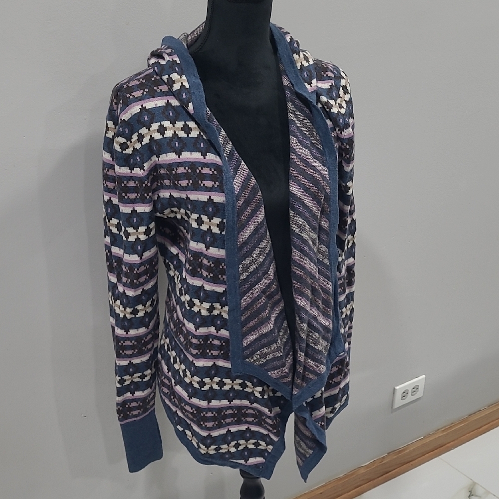 Women's Patterned Hooded Sweater